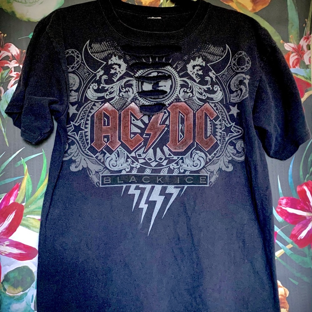 𝖚𝖕𝖈𝖞𝖈𝖑𝖊𝖉 𝖛𝖎𝖓𝖙𝖆𝖌𝖊 𝖆𝖈⚡️𝖉𝖈 𝖙𝖊𝖊